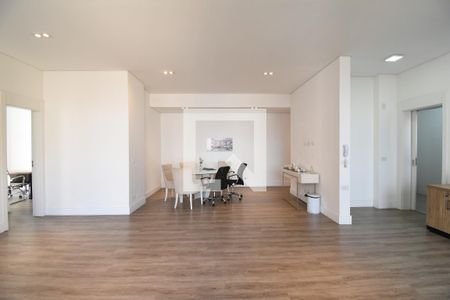 Sala e Cozinha de apartamento à venda com 2 quartos, 147m² em Centro, Curitiba