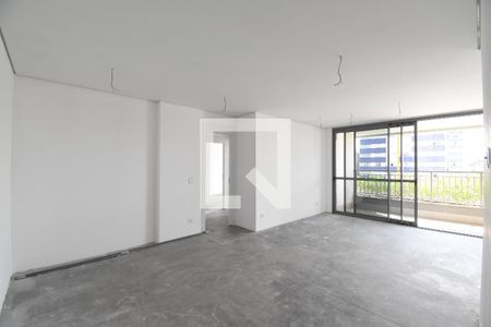 Sala e Cozinha de apartamento à venda com 3 quartos, 136m² em Centro, Curitiba