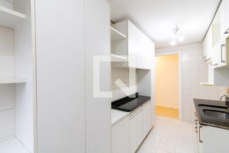 Cozinha e Área de Serviço de apartamento para alugar com 2 quartos, 77m² em Menino Deus, Porto Alegre
