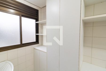 Cozinha e Área de Serviço de apartamento para alugar com 2 quartos, 77m² em Menino Deus, Porto Alegre