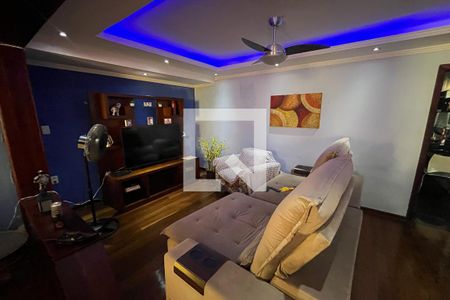 Sala de casa à venda com 3 quartos, 328m² em Portuguesa, Rio de Janeiro