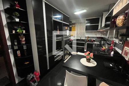Cozinha de casa à venda com 3 quartos, 328m² em Portuguesa, Rio de Janeiro