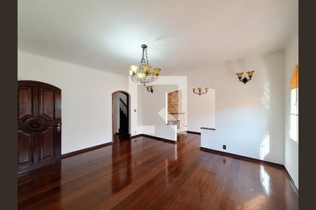 Sala de casa para alugar com 3 quartos, 200m² em Jardim Franca, São Paulo