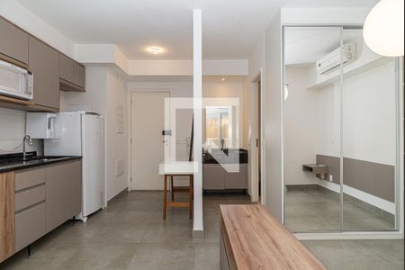 Quarto de kitnet/studio para alugar com 1 quarto, 37m² em Consolação, São Paulo