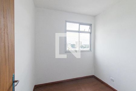 Quarto 1 de apartamento para alugar com 3 quartos, 75m² em Novo Mundo, Curitiba