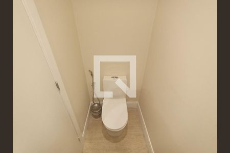 Lavabo de apartamento para alugar com 5 quartos, 550m² em Barra da Tijuca, Rio de Janeiro