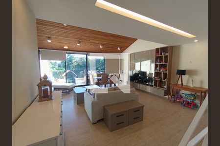 Sala de apartamento para alugar com 5 quartos, 550m² em Barra da Tijuca, Rio de Janeiro