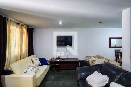 Sala de casa à venda com 4 quartos, 191m² em Parque Ipe, São Paulo