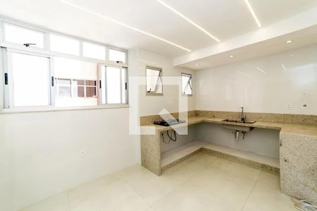 Cozinha de apartamento para alugar com 3 quartos, 110m² em Santa Efigênia, Belo Horizonte