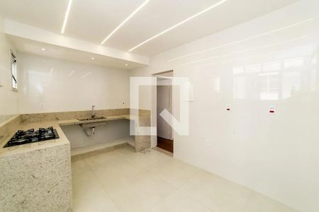 Cozinha de apartamento para alugar com 3 quartos, 110m² em Santa Efigênia, Belo Horizonte