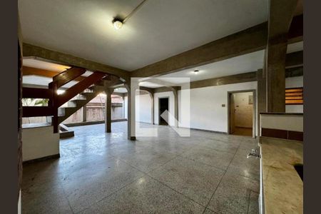Foto 01 de casa à venda com 3 quartos, 262m² em Vila Mazzei, São Paulo