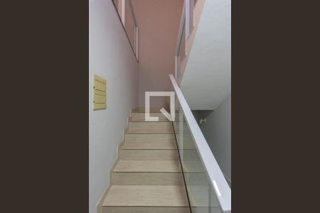 Escada de casa à venda com 4 quartos, 204m² em Jardim Maringa, Campinas