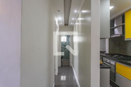 Corredor  de apartamento à venda com 2 quartos, 47m² em Canhema, Diadema
