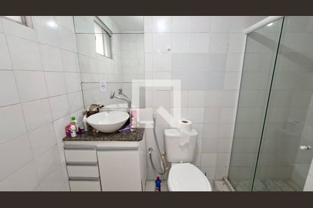 Banheiro  de apartamento para alugar com 1 quarto, 51m² em Brotas, Salvador