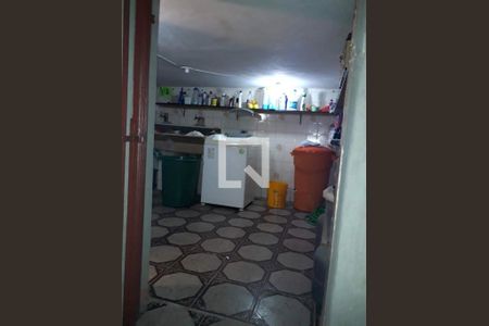 LAVANDERIA de casa à venda com 4 quartos, 196m² em Bela Vista, Osasco