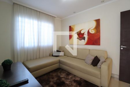 Sala de TV de casa para alugar com 6 quartos, 461m² em Santa Mônica, Uberlândia