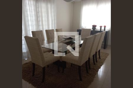 Sala de casa para alugar com 5 quartos, 461m² em Santa Mônica, Uberlândia