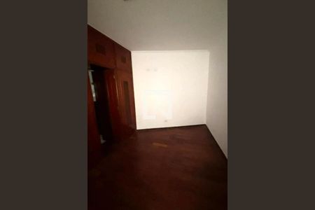 Foto 02 de casa à venda com 3 quartos, 190m² em Vila São José, São Paulo