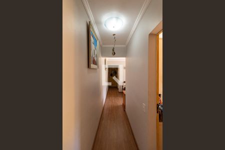 Corredor de apartamento à venda com 2 quartos, 56m² em Jardim Três Marias, São Paulo
