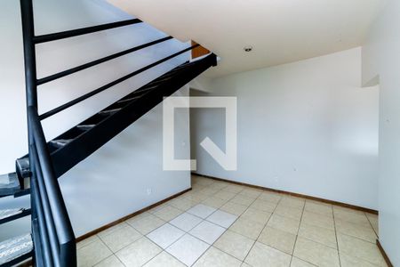 Sala de apartamento à venda com 2 quartos, 123m² em Cachoeirinha, Belo Horizonte