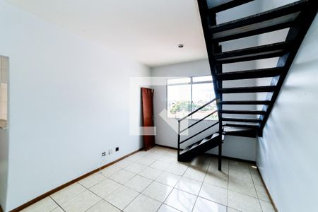 Sala de apartamento à venda com 2 quartos, 123m² em Cachoeirinha, Belo Horizonte