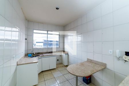Cozinha de apartamento à venda com 2 quartos, 123m² em Cachoeirinha, Belo Horizonte