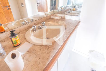 Lavabo de apartamento à venda com 4 quartos, 198m² em Vila Assunção, Santo André