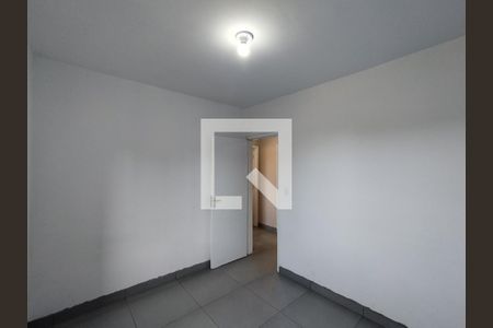 Quarto  de apartamento para alugar com 2 quartos, 61m² em Vila Liviero, São Paulo