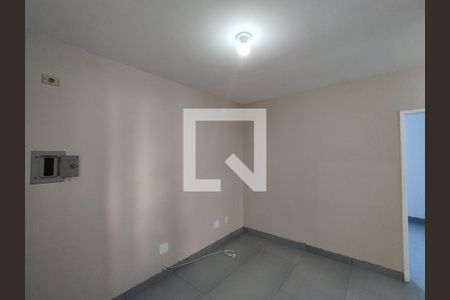 Sala  de apartamento para alugar com 2 quartos, 61m² em Vila Liviero, São Paulo