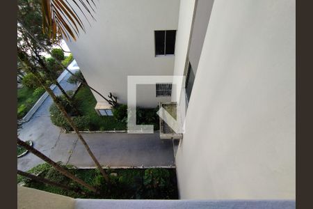 Vista da Rua de apartamento para alugar com 2 quartos, 61m² em Vila Liviero, São Paulo