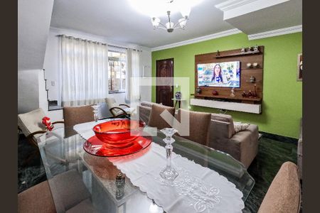 Casa à venda com 3 quartos, 200m² em Vila Mirante, São Paulo