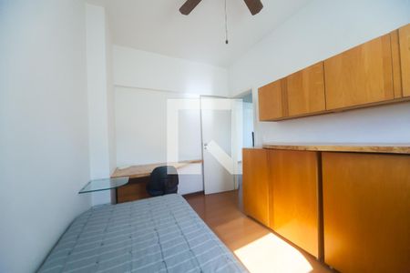 quarto 1 de apartamento para alugar com 2 quartos, 70m² em Buritis, Belo Horizonte