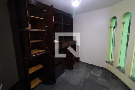 Sala de casa à venda com 3 quartos, 300m² em Vila Yara, Osasco