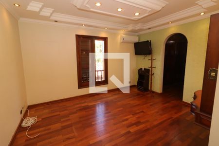 Suíte 1 de casa à venda com 3 quartos, 300m² em Vila Yara, Osasco