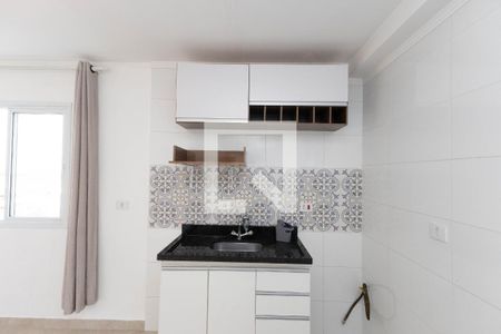 Sala / Cozinha de apartamento para alugar com 1 quarto, 27m² em Vila Constança, São Paulo