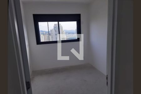 Quarto de apartamento à venda com 3 quartos, 141m² em Alphaville Comercial, Barueri