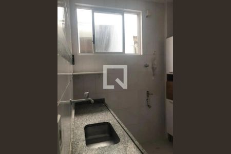 Cozinha de apartamento para alugar com 1 quarto, 58m² em Vila Ipiranga, Porto Alegre