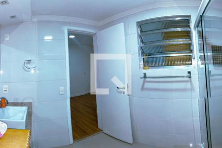 Casa para alugar com 3 quartos, 82m² em Jardim Santa Terezinha, Taboão da Serra