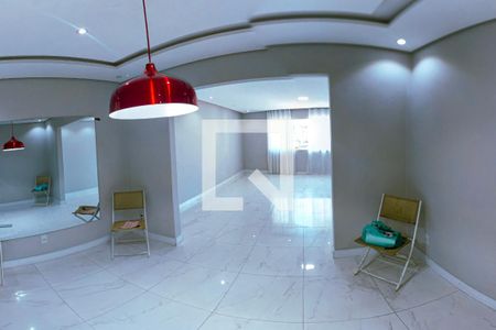 Casa para alugar com 3 quartos, 82m² em Jardim Santa Terezinha, Taboão da Serra