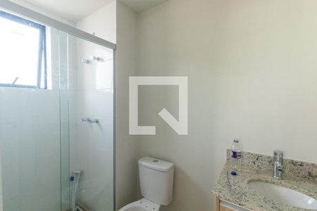 Banheiro de kitnet/studio à venda com 1 quarto, 32m² em Água Verde, Curitiba