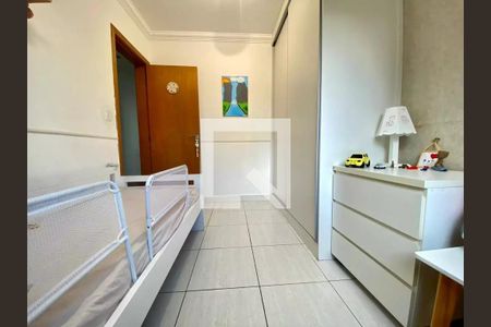 Quarto de apartamento para alugar com 3 quartos, 73m² em Itamarati, Belo Horizonte