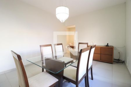 Sala de casa para alugar com 3 quartos, 312m² em Brasil, Uberlândia
