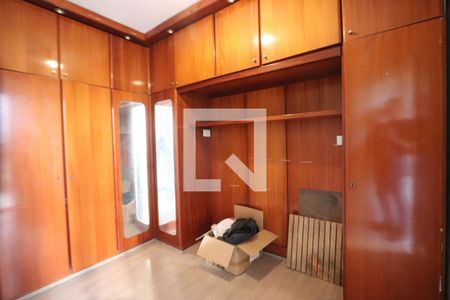 Quarto 1 de apartamento para alugar com 3 quartos, 74m² em Vila Alpina, São Paulo