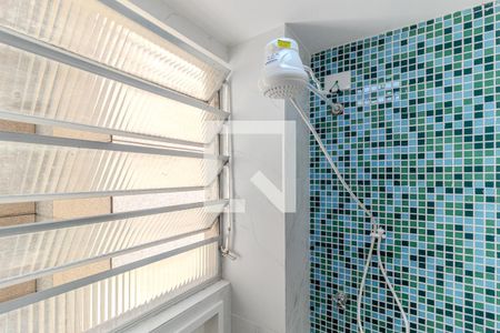 Banheiro de apartamento para alugar com 1 quarto, 39m² em República, São Paulo
