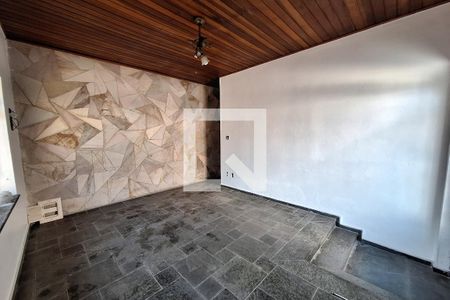 Sala de casa para alugar com 2 quartos, 225m² em Vila Metalúrgica, Santo André