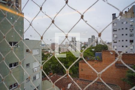 Sala_Vista  de apartamento para alugar com 3 quartos, 93m² em Petrópolis, Porto Alegre