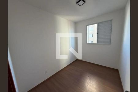 Quarto de apartamento para alugar com 1 quarto, 53m² em Jardim Patricia, Uberlândia