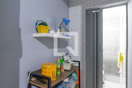 Banheiro da Casa 1 de casa à venda com 5 quartos, 180m² em Conjunto Residencial Jardim Canaa, São Paulo