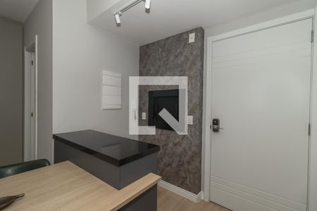 Sala / Cozinha de apartamento para alugar com 1 quarto, 40m² em Bela Vista, Porto Alegre