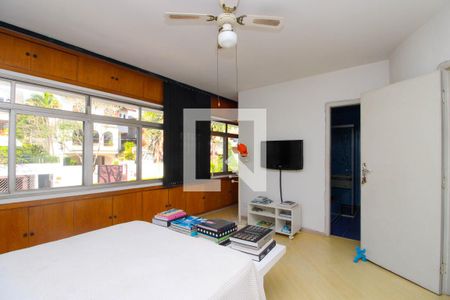 Suíte  de casa para alugar com 4 quartos, 375m² em Morumbi, São Paulo